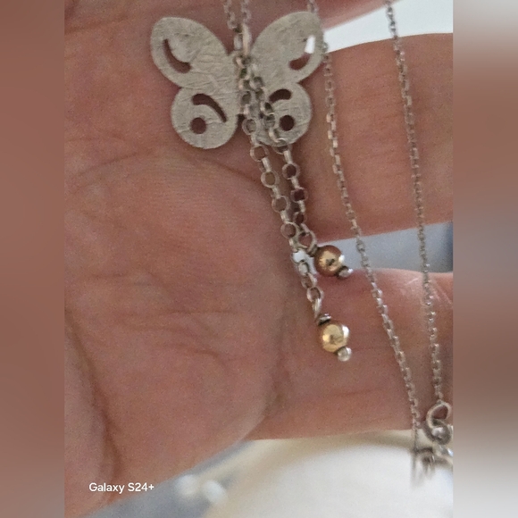 Elegant Butterfly Sterling And Gold 10 Carat Pendant Necklace 16" - Picture 7 of 7